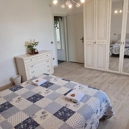 Town 2 Maison d'hôtes Pise