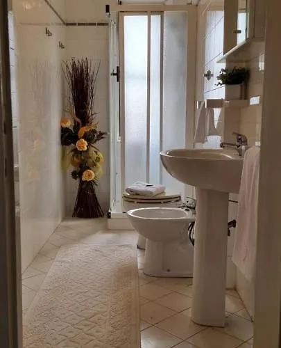 Town 2 ゲストハウス