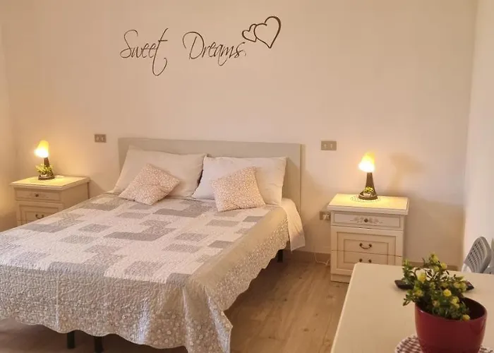 Town 2 ゲストハウス ピサ